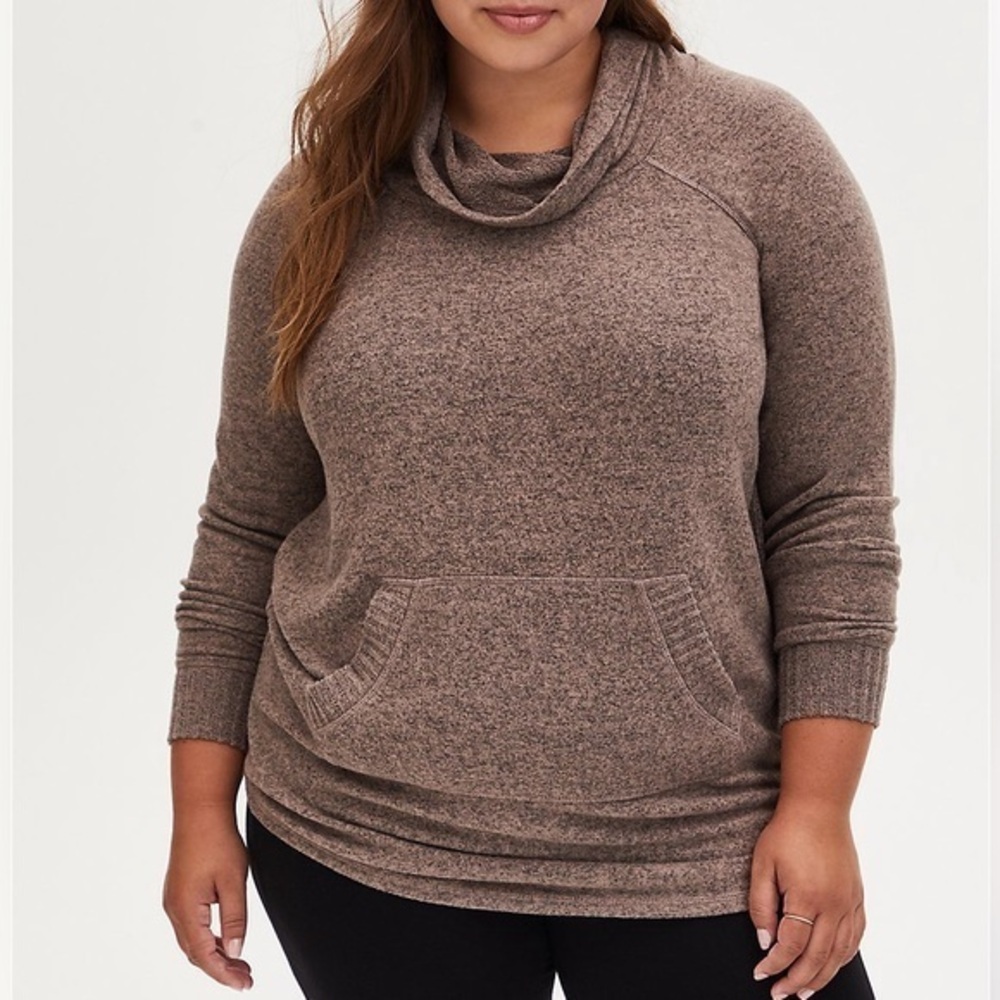 Women’s torrid 1 Blush Tan Super Soft Plush Cowl Neck Raglan Tunic Sweatshirt
